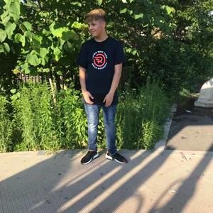 Meet your Posher, Eduin